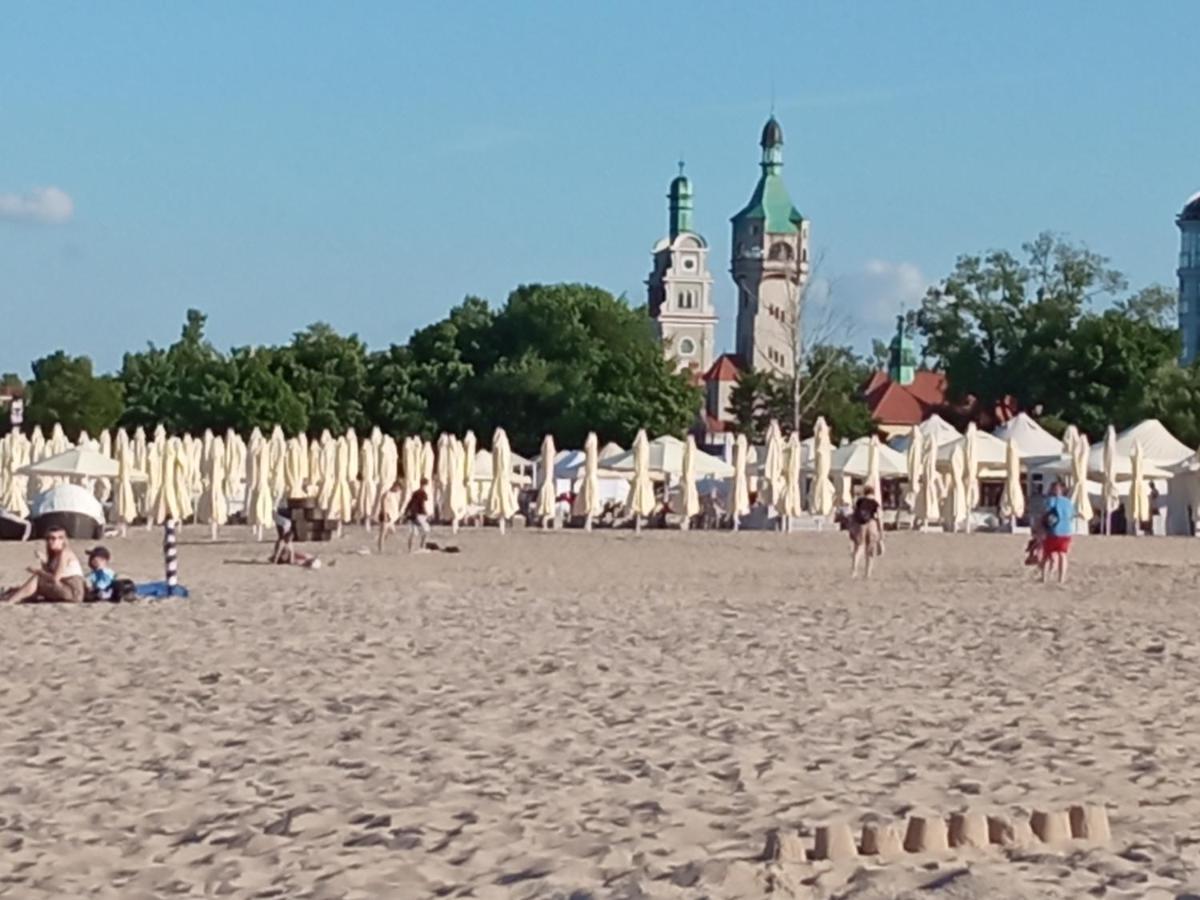 Iwona Hostel - Budget Rooms With Private Bathrooms Sopot Esterno foto