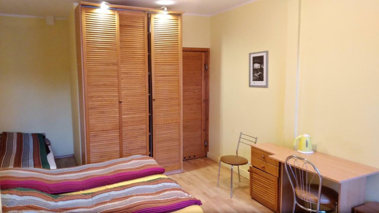 Iwona Hostel - Budget Rooms With Private Bathrooms Sopot Esterno foto
