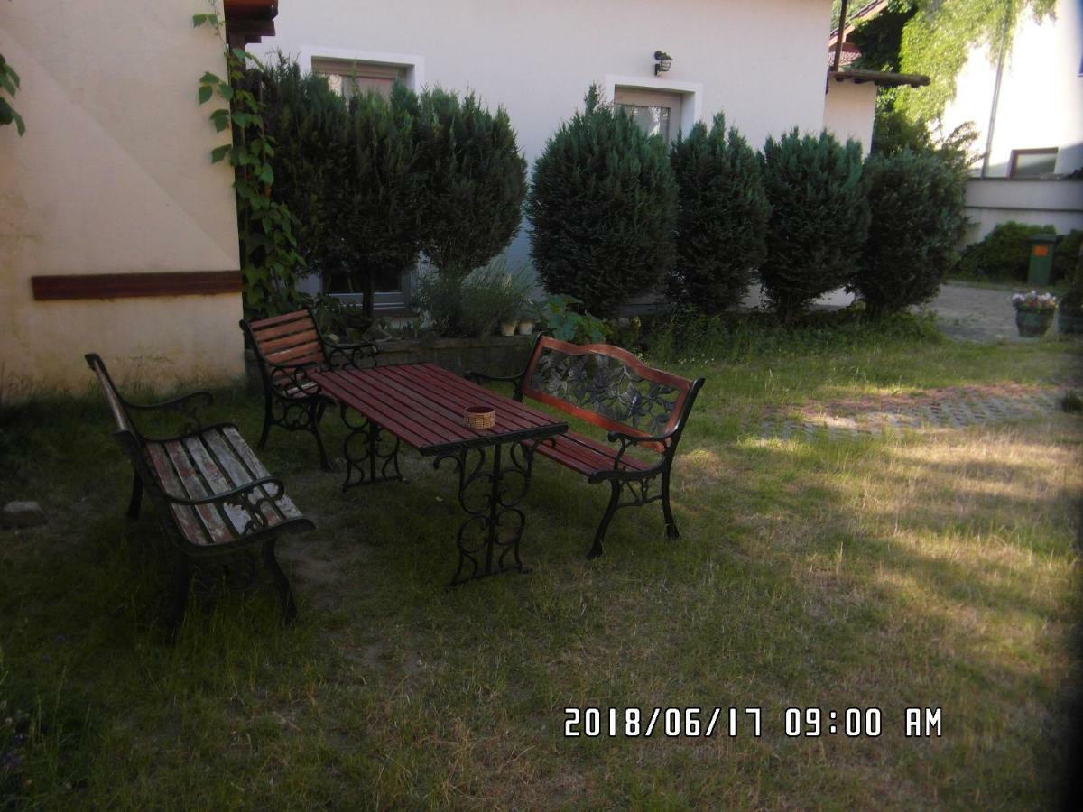 Iwona Hostel - Budget Rooms With Private Bathrooms Sopot Esterno foto